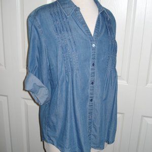 Lightweight Denim Button Up Roll Sleeve Shirt Pleated Front Large